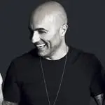 Ritratto di Max Zotti, artista collaboratore di Roy Batty